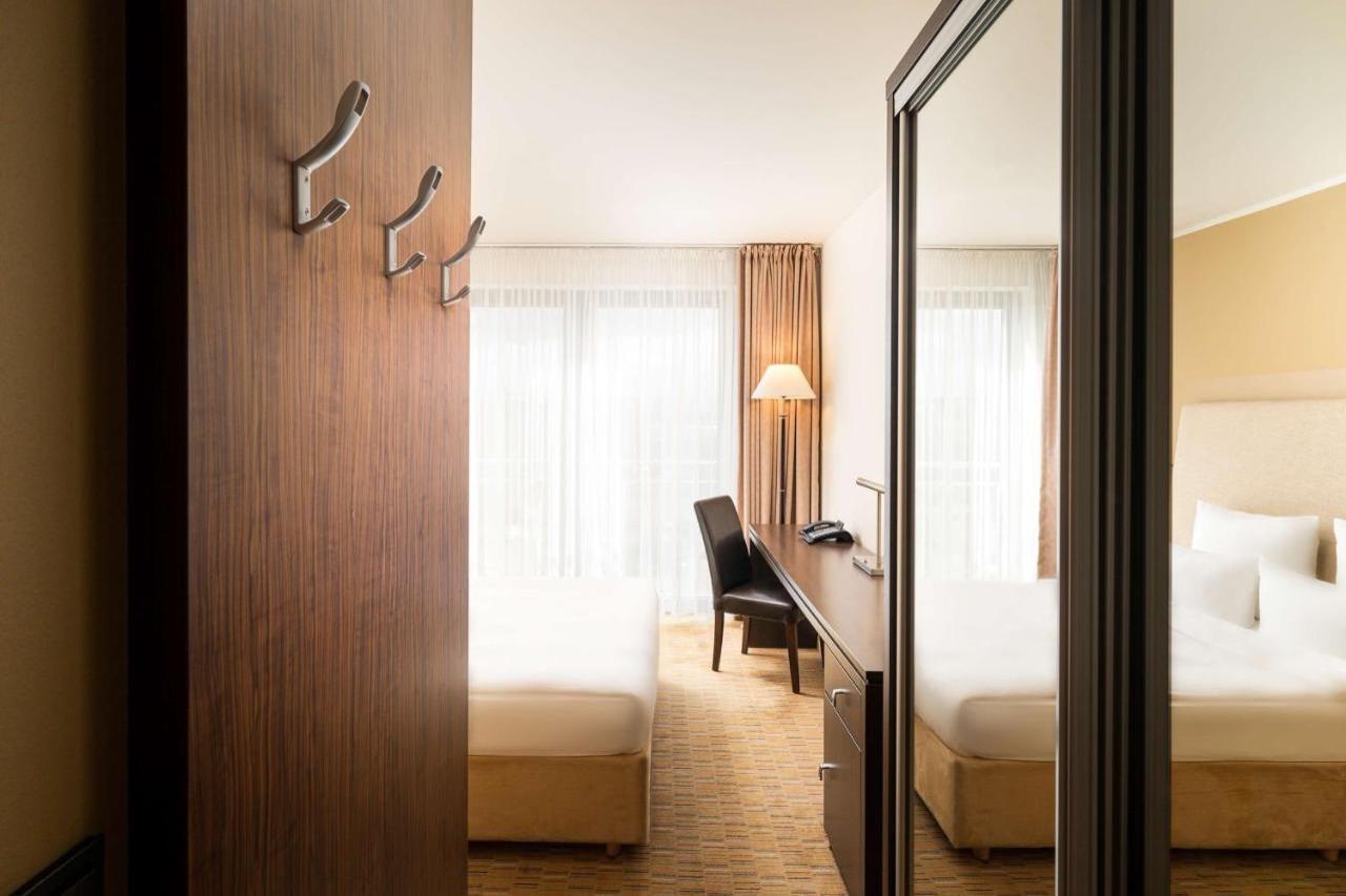Hotel Elaya Finkenwerder Ehemals The Rilano Hamborg